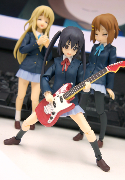 K-ON! - Hirasawa Yui - Figma (#057) - School Uniform Ver. (Max Factory) photo 3