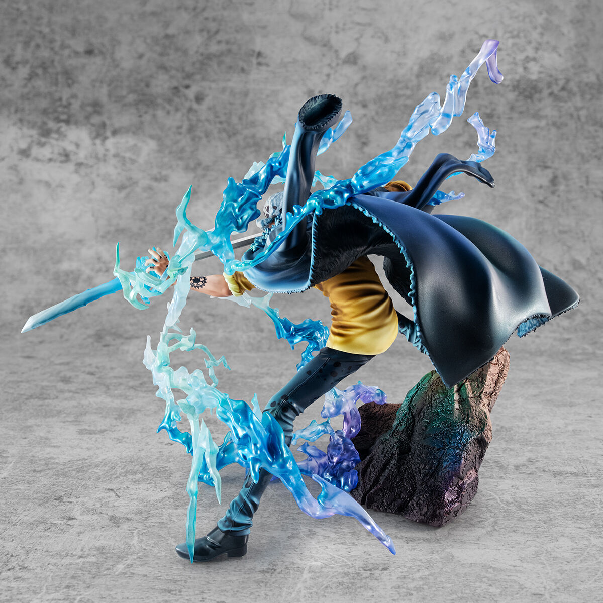One Piece - Trafalgar Law - Portrait Of Pirates "WA-MAXIMUM" - Kakusei (MegaHouse) photo 5