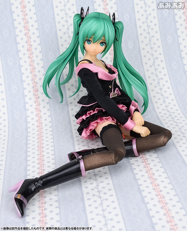 Hatsune Miku -Project Diva- F - Hatsune Miku - Real Action Heroes  (No.724) - Honey Whip ver., Standard ver. (Hobby Japan, Medicom Toy)