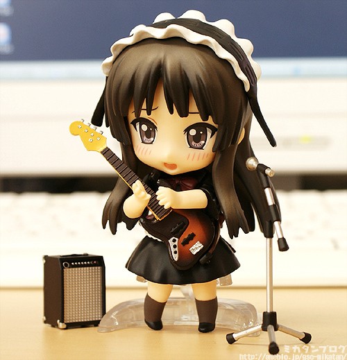 K-ON! - Akiyama Mio - Nendoroid  (#101) - Live Stage Set (Good Smile Company) photo 17