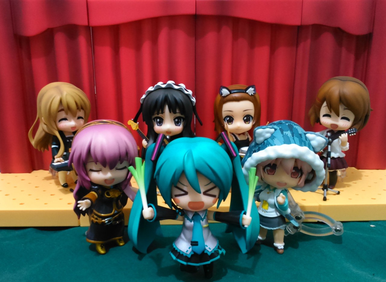 K-ON! - Tainaka Ritsu - Nendoroid  (#101) - Live Stage Set (Good Smile Company) photo 7