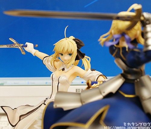 Fate/Unlimited Codes - Altria Pendragon - 1/7 - Saber Lily, Golden Caliburn (Good Smile Company) photo 3