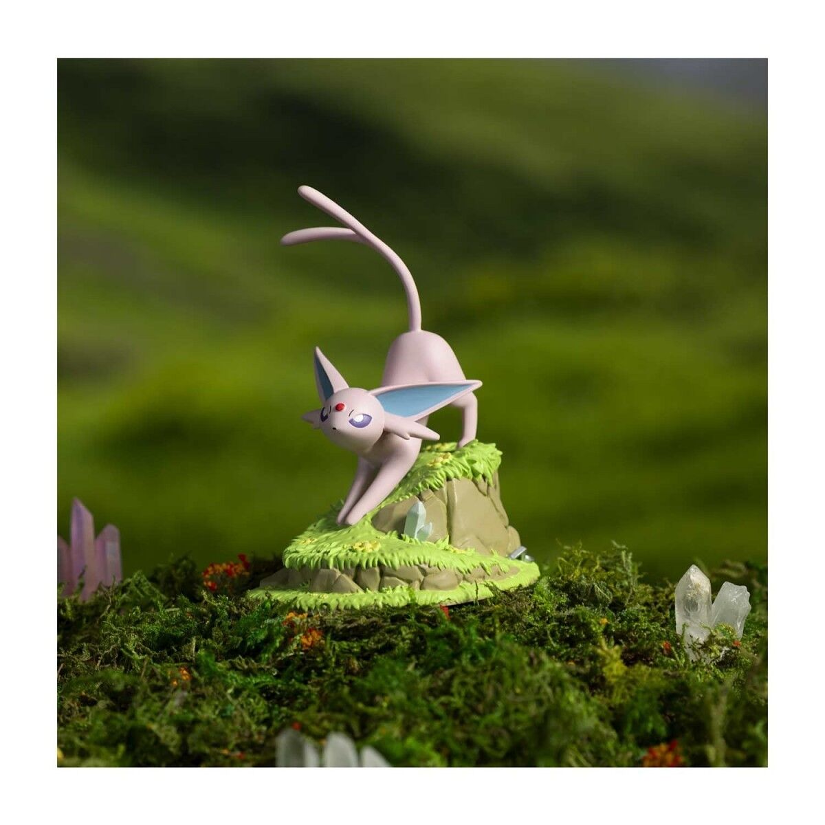 Pocket Monsters - Eifie - Evolving Personalities - Sunny Stretch with Espeon (PokémonCenter.com, The Pokémon Company International)