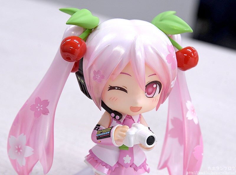 Vocaloid - Hatsune Miku - Nendoroid  (#2749) - Sakura, 2.0 (Good Smile Company)