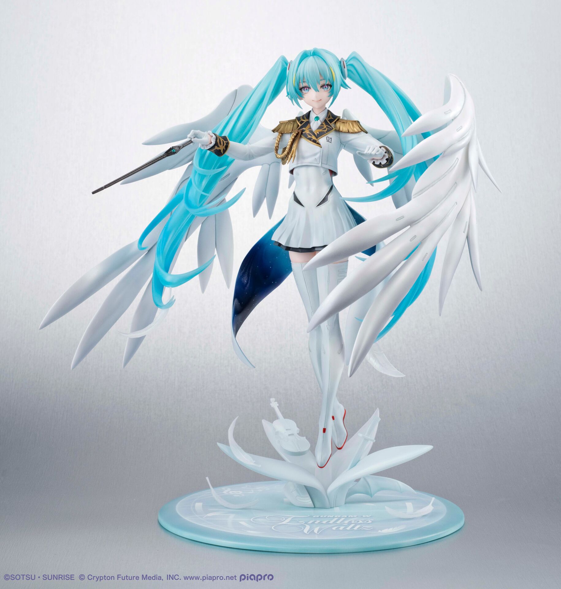 Piapro Characters - Shin Kidou Senki Gundam Wing Endless Waltz - Hatsune Miku - Gundam x Miku Anniversary Special Project - Lucrea - 1/7 - Wing Gundam Zero EW (MegaHouse)
