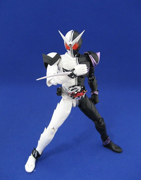 Kamen Rider W - Kamen Rider Double Fang Joker - S.H.Figuarts (Bandai) photo 2