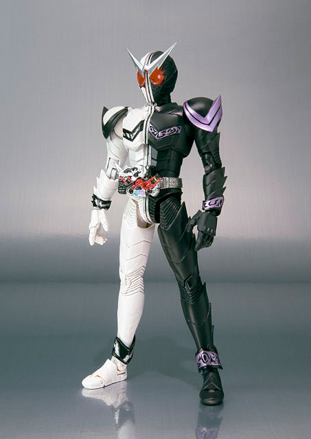 Kamen Rider W - Kamen Rider Double Fang Joker - S.H.Figuarts (Bandai) photo 4