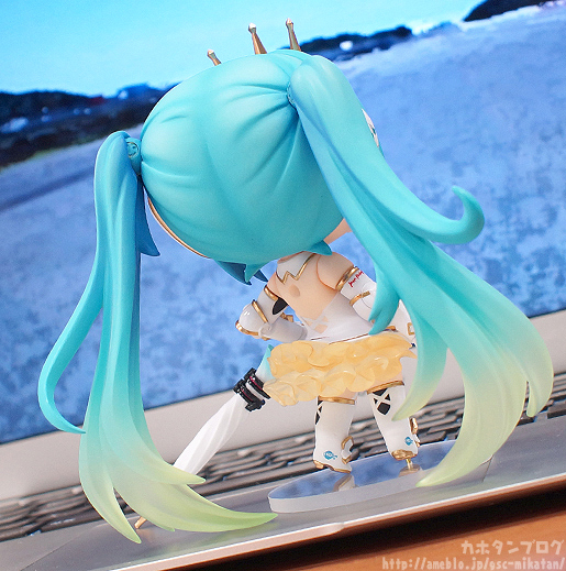 Good Smile Racing - Vocaloid - Hatsune Miku - Nendoroid (#517) - Racing 2015 (Good Smile Company) photo 9