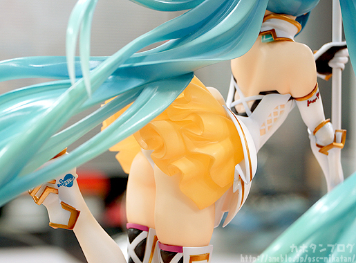 Good Smile Racing - Hatsune Miku - 1/8 - Racing 2015 Ver. (Good Smile Company) photo 15