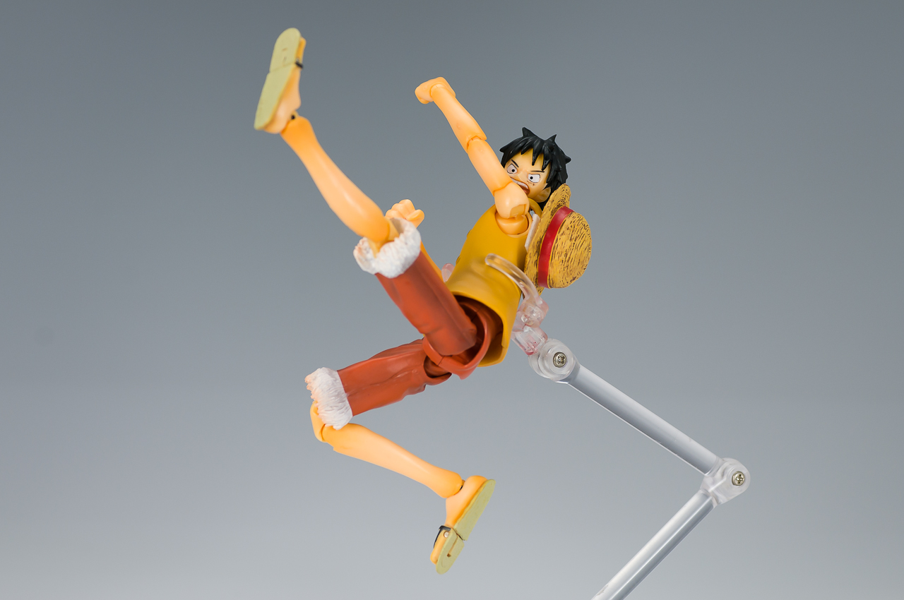 One Piece - Monkey D. Luffy - S.H.Figuarts (Bandai) photo 9