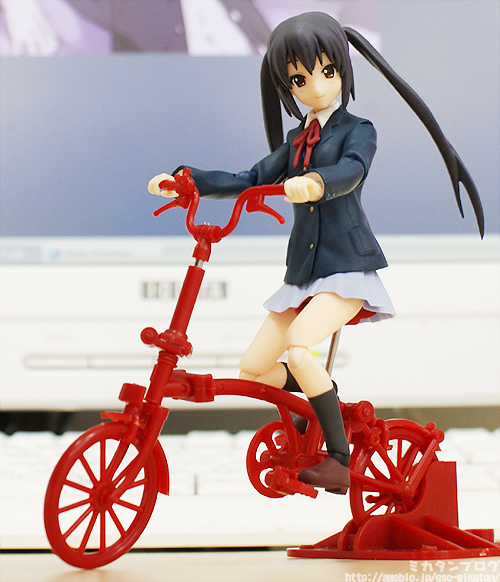 K-ON! - Nakano Azusa - Figma (#061) - School Uniform Ver. (Max Factory) photo 9