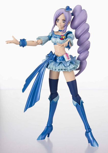 Fresh Precure! - Cure Berry - S.H.Figuarts (Bandai) photo 3