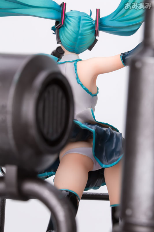 Vocaloid - Hatsune Miku - 1/8 - Love is War ver. DX (Good Smile Company) photo 5