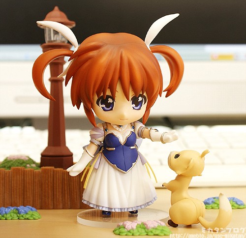 Yoake Mae yori Ruri-iro na - Feena Fam Earthlight - Nendoroid (#107) (Good Smile Company) photo 3