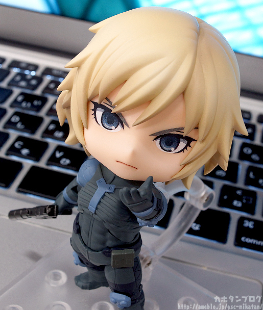 Metal Gear Solid 2: Sons of Liberty - Raiden - Nendoroid (#538) - MGS2 Ver. (Good Smile Company) photo 4