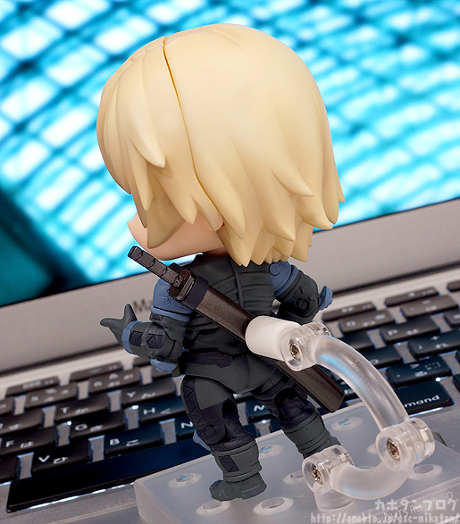 Metal Gear Solid 2: Sons of Liberty - Raiden - Nendoroid (#538) - MGS2 Ver. (Good Smile Company) photo 22