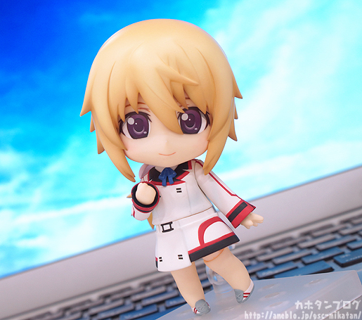 IS: Infinite Stratos - Charlotte Dunois - Nendoroid  (#497) (Good Smile Company) photo 5