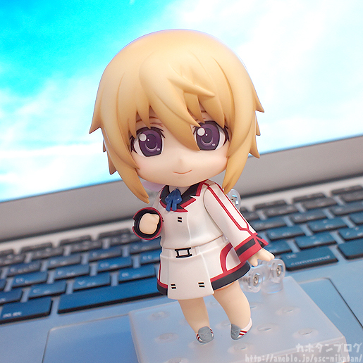 IS: Infinite Stratos - Charlotte Dunois - Nendoroid  (#497) (Good Smile Company) photo 7