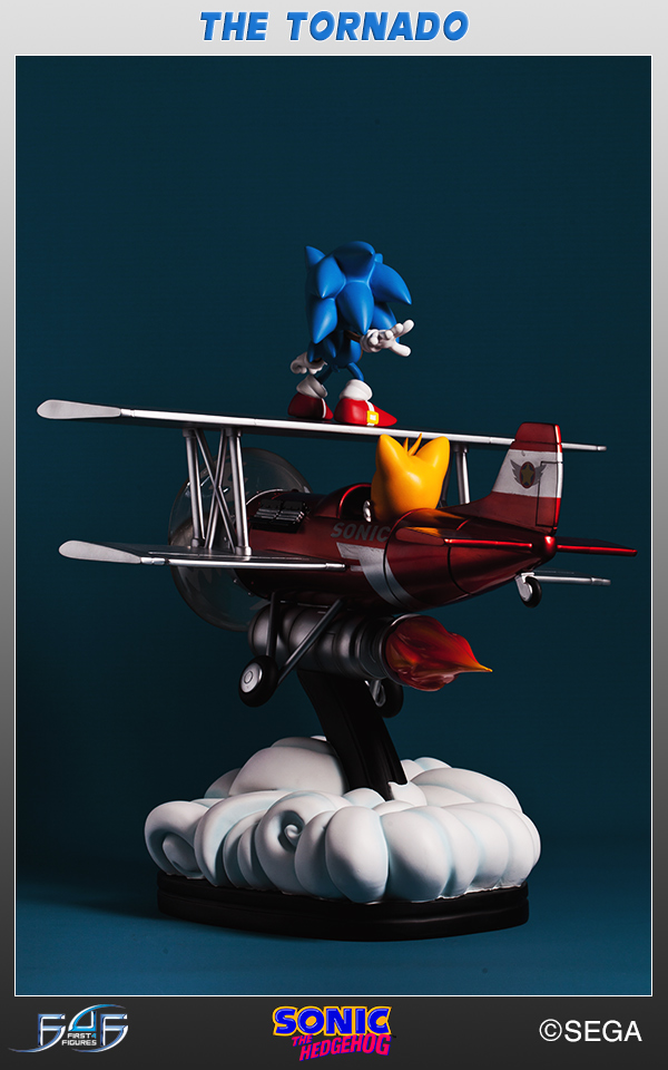 Sonic the Hedgehog - Miles "Tails" Prower - Sonic "The Tornado" Diorama Exclusive - Exclusive (First 4 Figures) photo 3