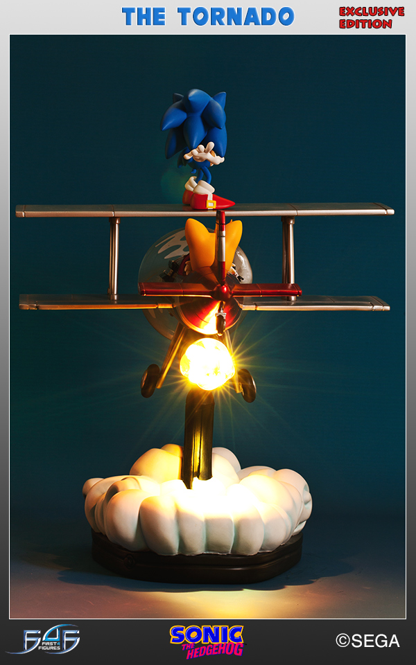 Sonic the Hedgehog - Miles "Tails" Prower - Sonic "The Tornado" Diorama Exclusive - Exclusive (First 4 Figures) photo 9