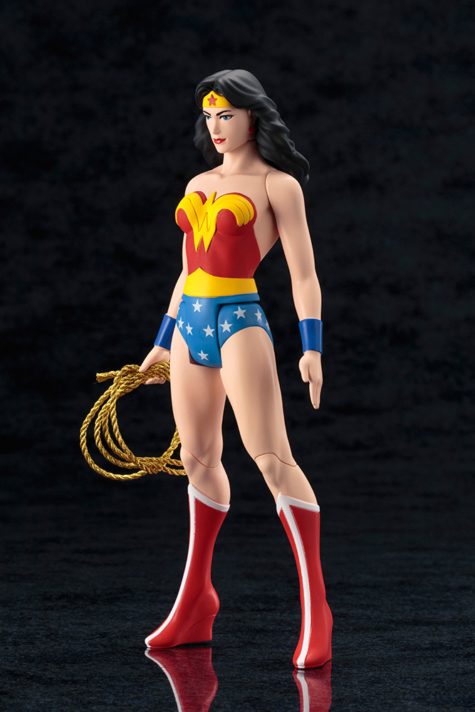 Wonder Woman - ARTFX+ - Super Powers Classics - 1/10 (Kotobukiya) photo 5