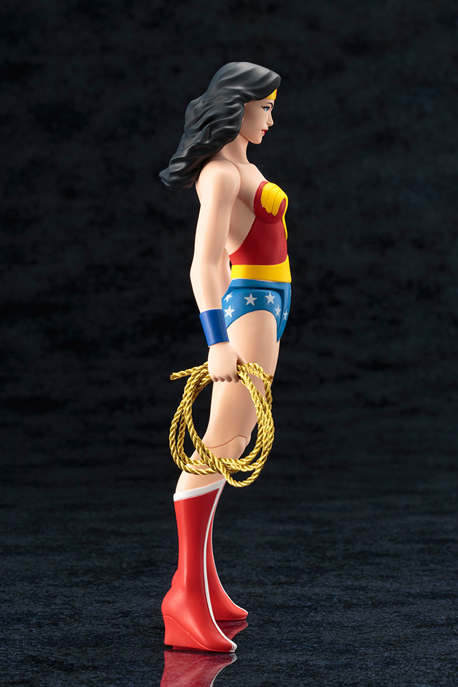 Wonder Woman - ARTFX+ - Super Powers Classics - 1/10 (Kotobukiya) photo 8