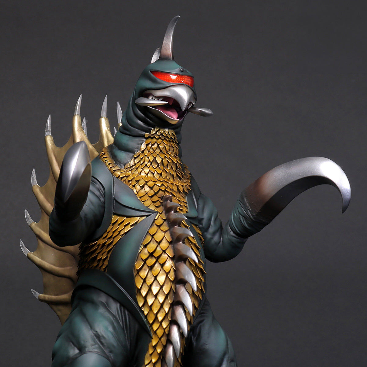 Gojira vs. Gigan - Gigan - Toho 30cm Series - 50th Anniversary Ver. (Plex, X-Plus) photo 5