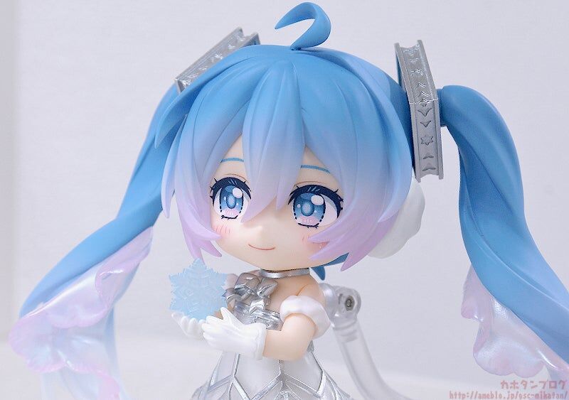 Vocaloid - Hatsune Miku - Nendoroid  (#2878) - Symphony, 2025 Sapporo Concert Ver. (Good Smile Company) photo 3