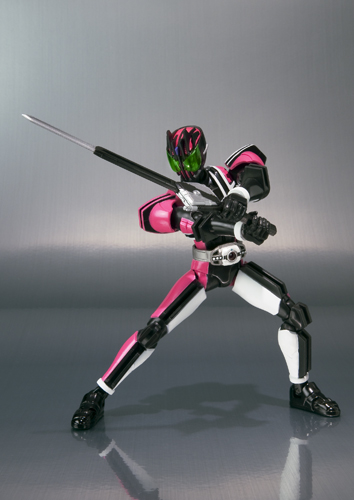 Kamen Rider x Kamen Rider Double & Decade: Movie War 2010 - Kamen Rider Decade - S.H.Figuarts - Violent Emotion ver. (Bandai) photo 5