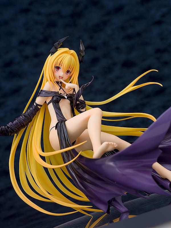 To LOVEru Darkness - Konjiki no Yami - 1/8 - -Trance of Darkness- (Aquamarine) photo 6