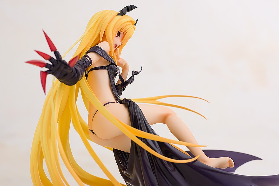 To LOVEru Darkness - Konjiki no Yami - 1/8 - -Trance of Darkness- (Aquamarine) photo 14