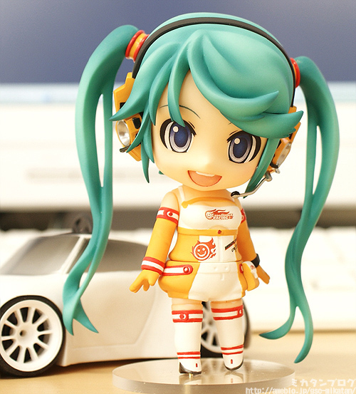 Good Smile Racing - Vocaloid - Hatsune Miku - Nendoroid (#109a) - Racing 2010 (Good Smile Company) photo 9