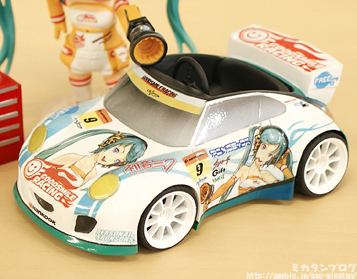 Good Smile Racing - Vocaloid - Hatsune Miku - Nendoroid (#109a) - Racing 2010 (Good Smile Company) photo 10