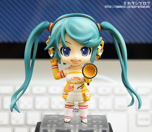 Good Smile Racing - Vocaloid - Hatsune Miku - Nendoroid (#109a) - Racing 2010 (Good Smile Company) photo 11