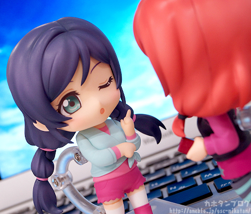 Love Live! School Idol Project - Toujou Nozomi - Nendoroid  (#584) - Training Outfit Ver. (Good Smile Company) photo 2