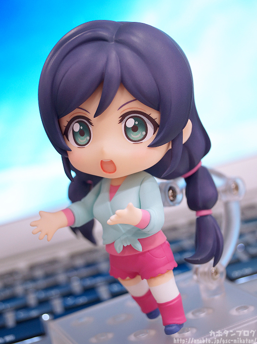 Love Live! School Idol Project - Toujou Nozomi - Nendoroid  (#584) - Training Outfit Ver. (Good Smile Company) photo 6