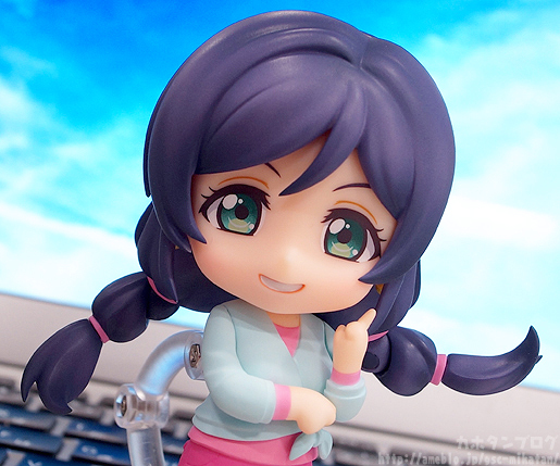 Love Live! School Idol Project - Toujou Nozomi - Nendoroid  (#584) - Training Outfit Ver. (Good Smile Company) photo 11