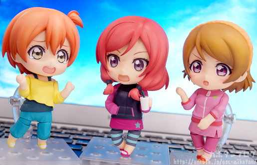 Love Live! School Idol Project - Nishikino Maki - Nendoroid  (#572) - Training Outfit Ver. (Good Smile Company) photo 16
