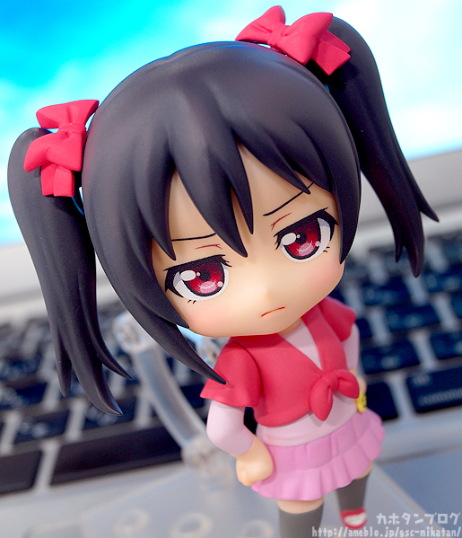 Love Live! School Idol Project - Yazawa Nico - Nendoroid  (#590) - Training Outfit Ver. (Good Smile Company) photo 5