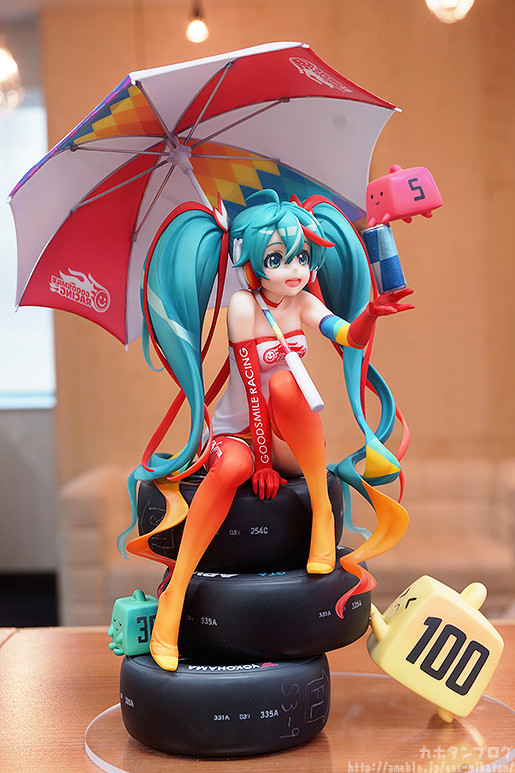 Good Smile Racing - Hatsune Miku - 1/8 - Racing 2016 Ver. (Good Smile Company) photo 8