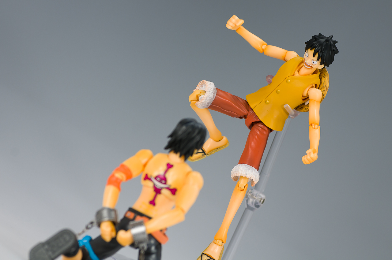 One Piece - Portgas D. Ace - S.H.Figuarts (Bandai) photo 7