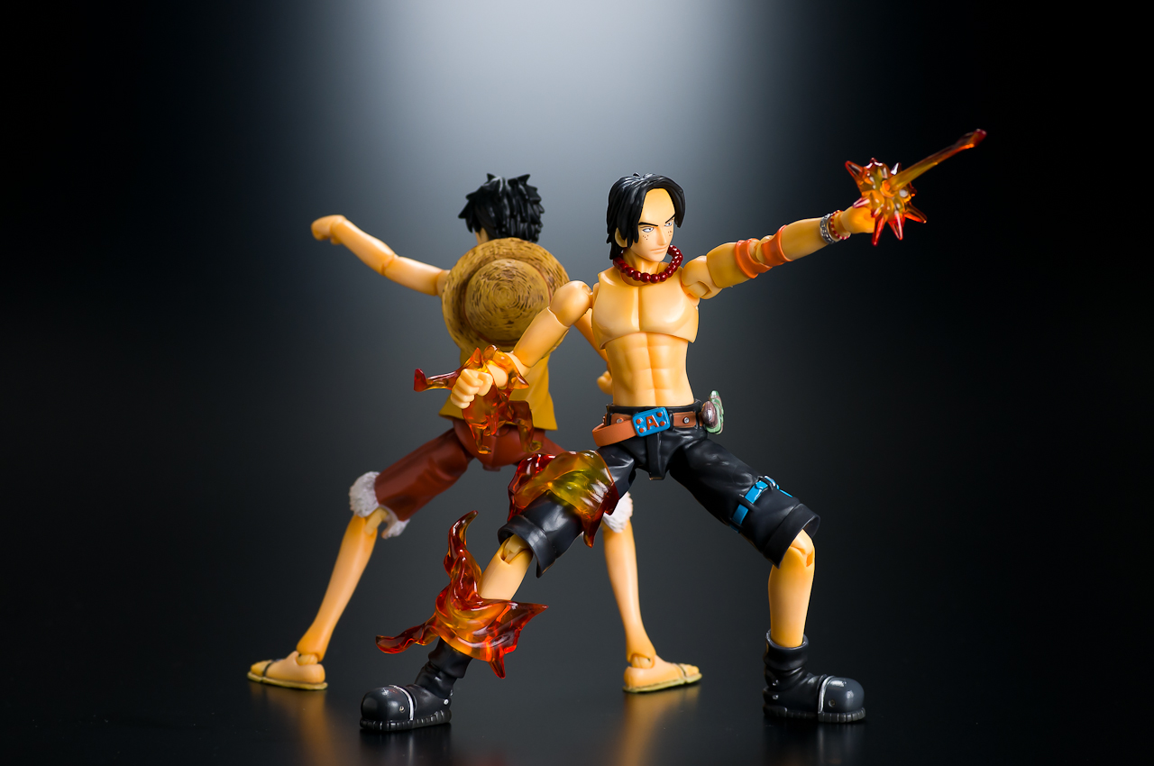 One Piece - Portgas D. Ace - S.H.Figuarts (Bandai) photo 8