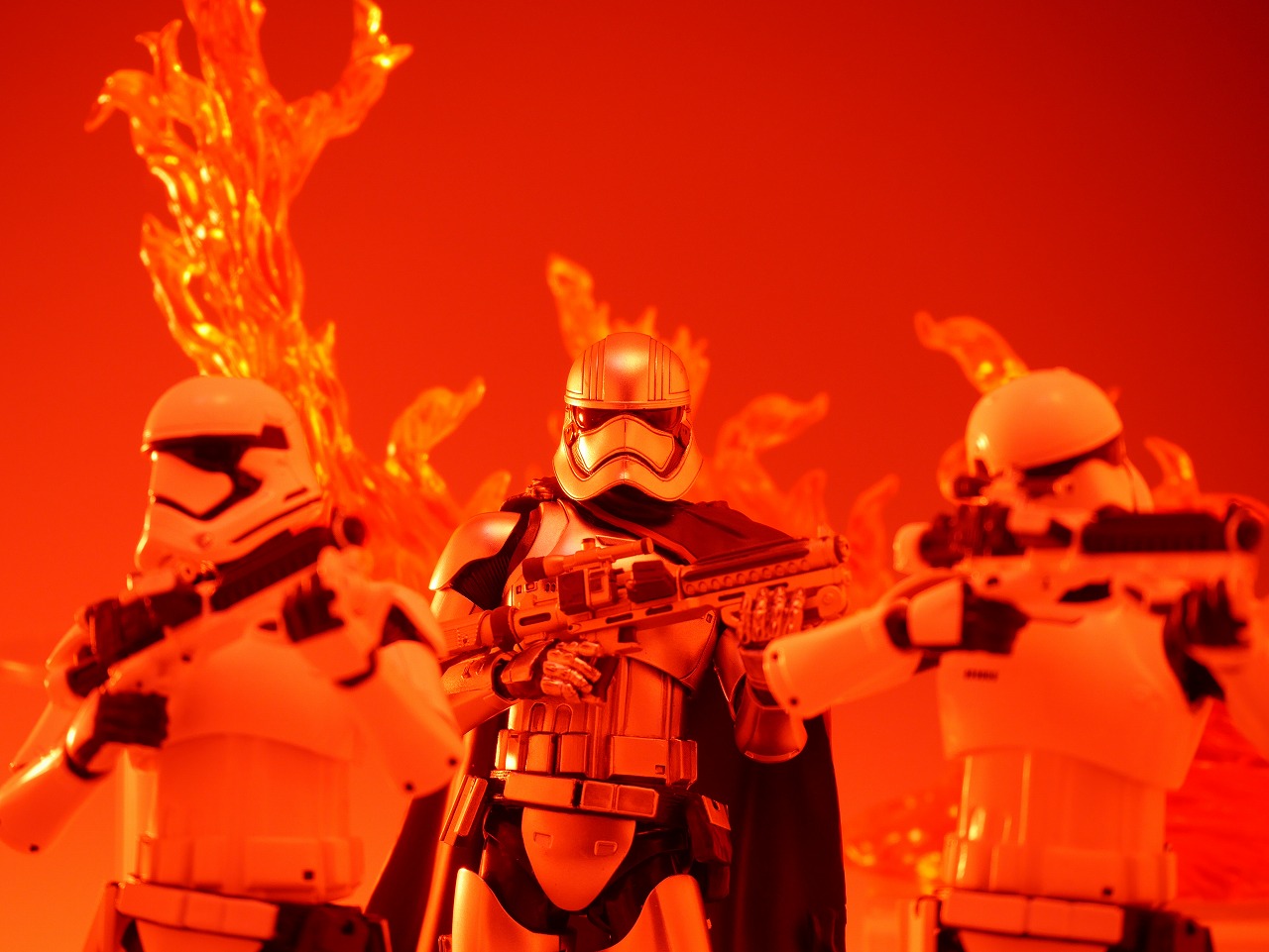 Star Wars: The Force Awakens - Captain Phasma - S.H.Figuarts (Bandai) photo 6