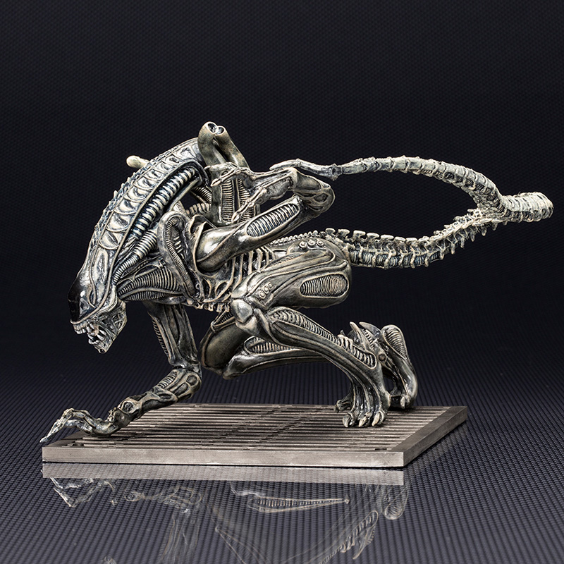 Aliens - Alien Warrior - ARTFX+ - 1/10 (Kotobukiya) photo 5
