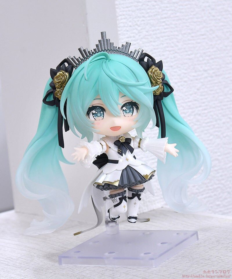 Vocaloid - Hatsune Miku - Nendoroid (#3079) - Symphony 10th Anniversary Ver. (Good Smile Company)