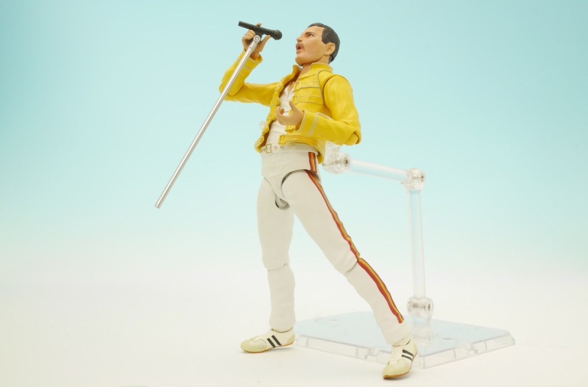 Queen - Freddie Mercury - S.H.Figuarts - Live at Wembley Stadium (Bandai, Bandai Spirits) photo 2