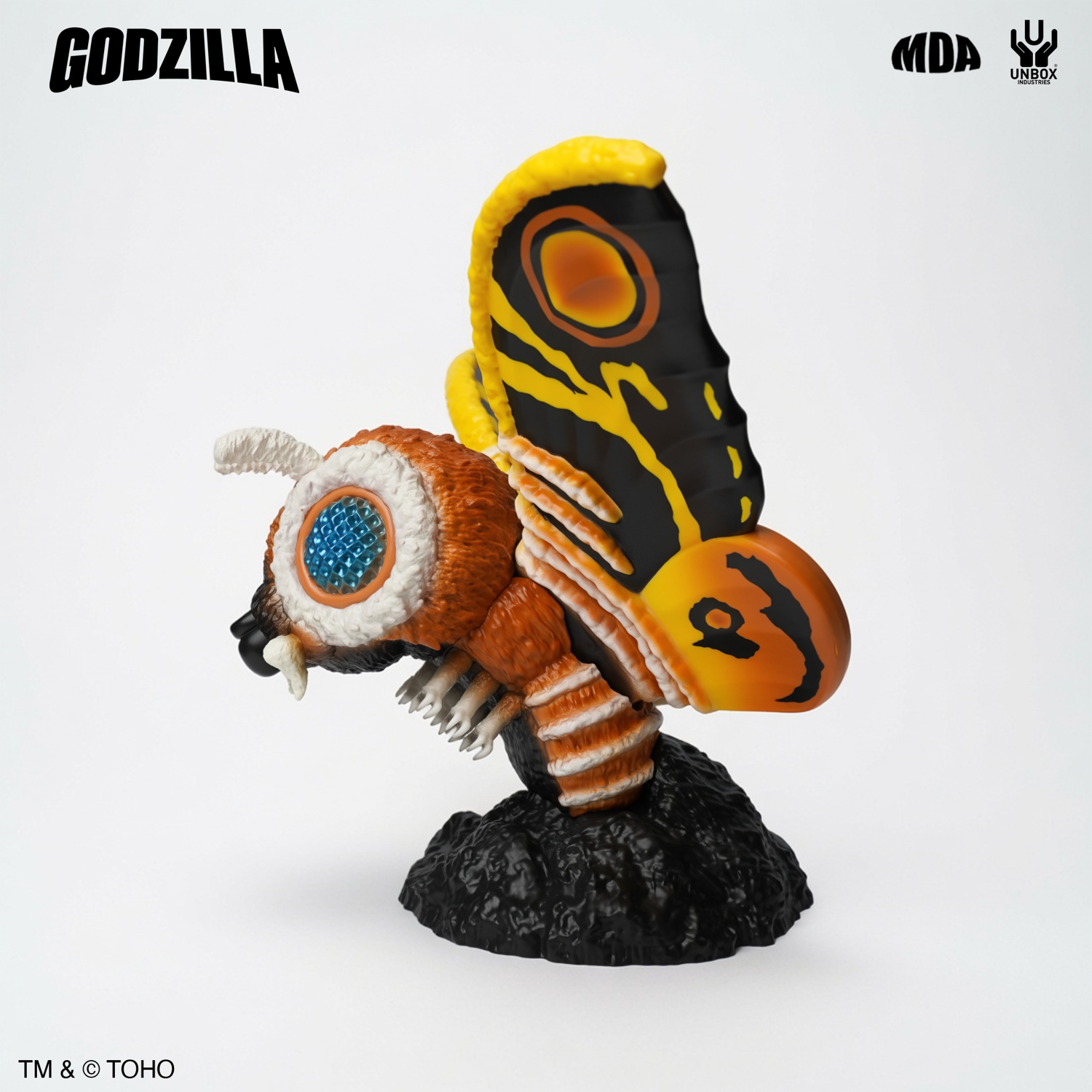 Mothra vs. Gojira - Mothra - MDA x Unbox Industries - Sofubi Figure (Unbox Industries) photo 4