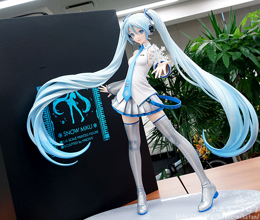 Vocaloid - Hatsune Miku - B-style - 1/4 - Snow (FREEing) photo 2