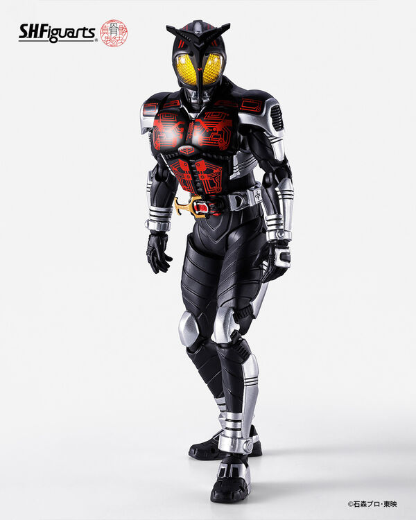 Kamen Rider Kabuto - Kamen Rider Dark Kabuto - S.H.Figuarts - S.H.Figuarts Shinkocchou Seihou - 20th Anniversary Ver. (Bandai Spirits)