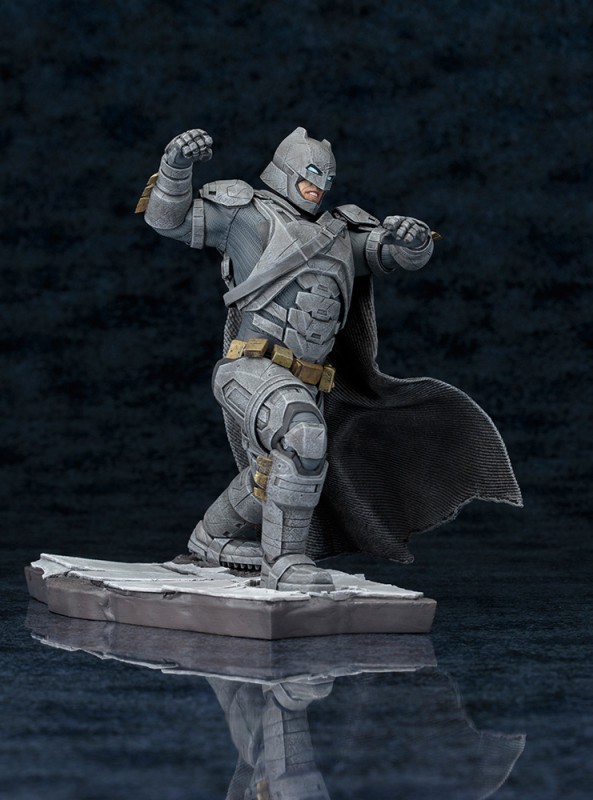 Batman v Superman: Dawn of Justice - Batman - ARTFX+ - 1/10 (Kotobukiya) photo 19